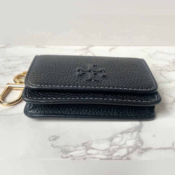 ❌SOLD❌ New Tory Burch Thea Flap Card Case Keychain Wallet - Picture 5 of 9